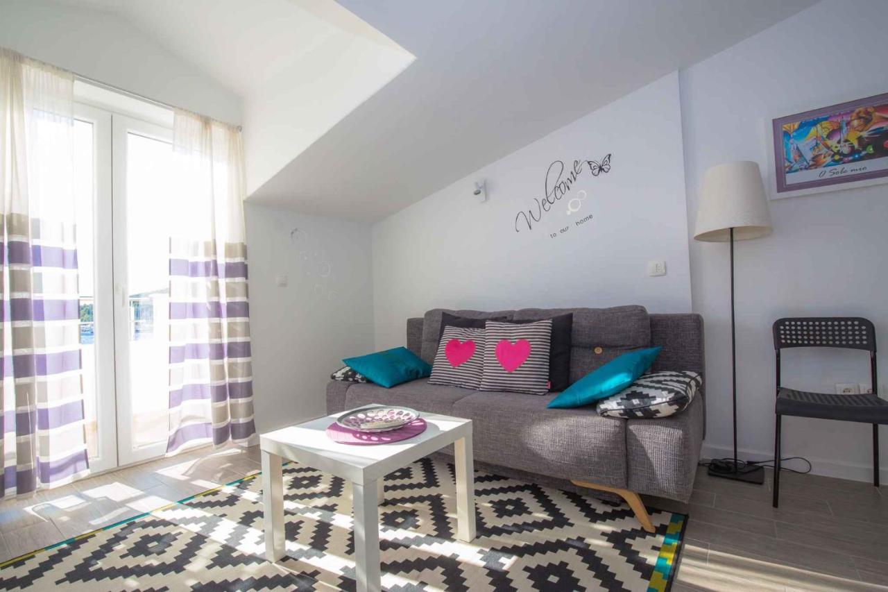 Apartments In Rogoznica 36019 Exterior photo