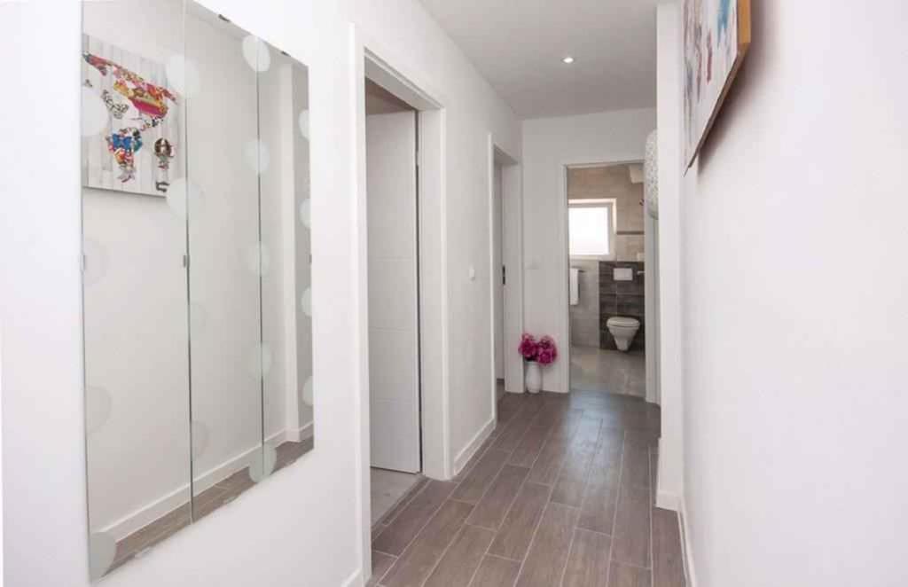 Apartments In Rogoznica 36019 Exterior photo